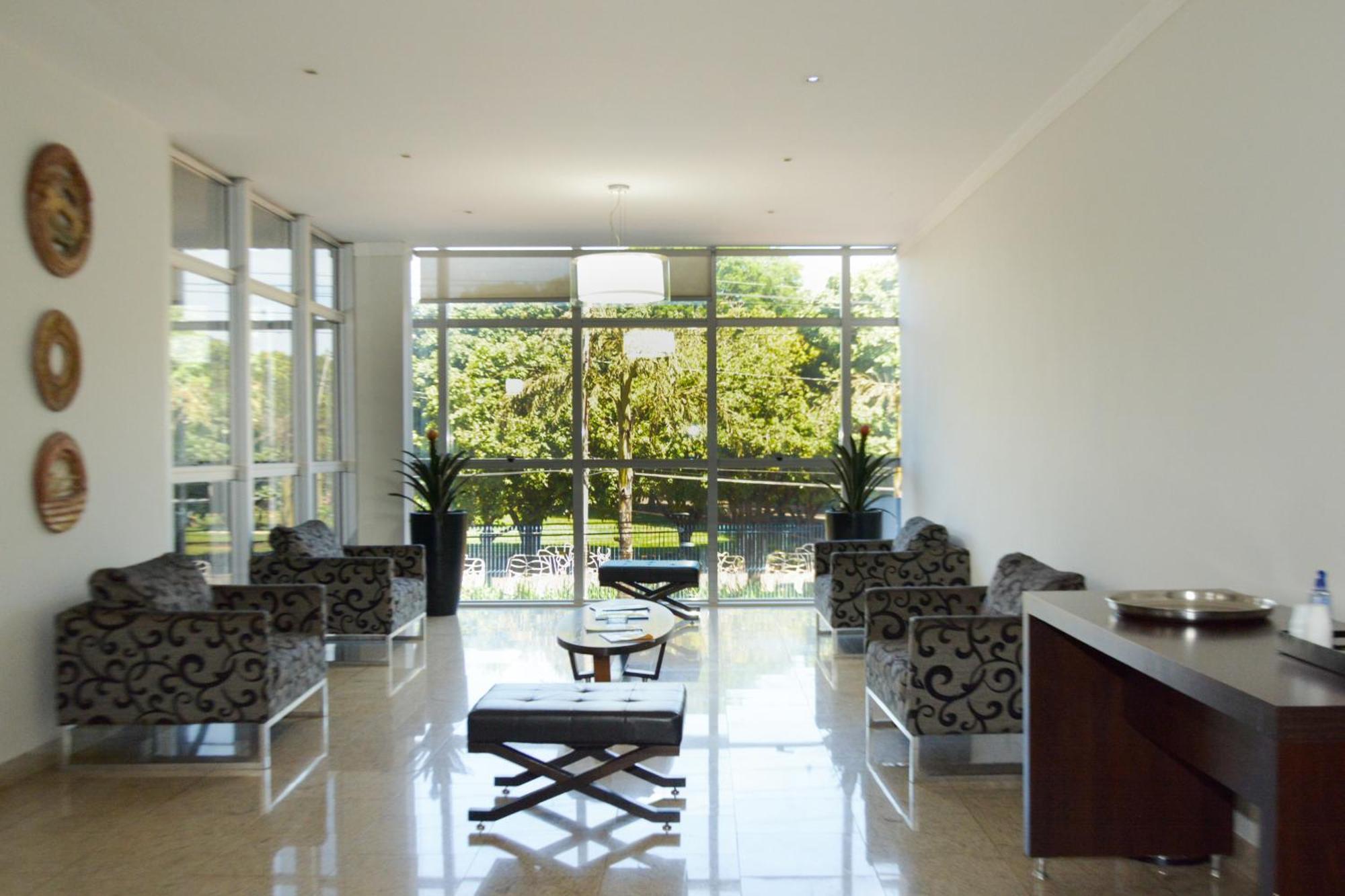 Bombonato Hotel - Facil Acesso Ao Aeroporto E Parque De Exposicoes Abcz 乌贝拉巴 外观 照片