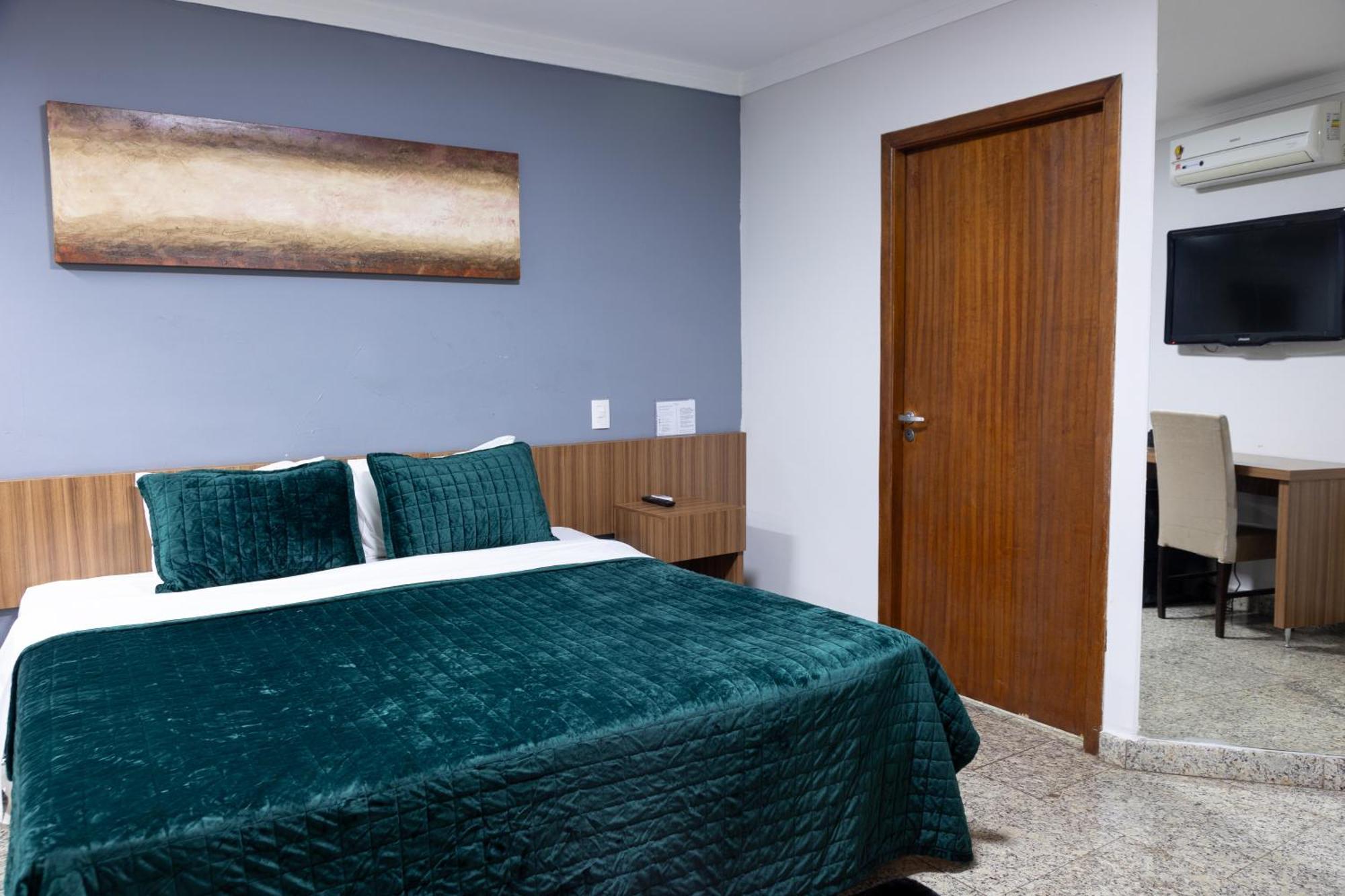 Bombonato Hotel - Facil Acesso Ao Aeroporto E Parque De Exposicoes Abcz 乌贝拉巴 外观 照片