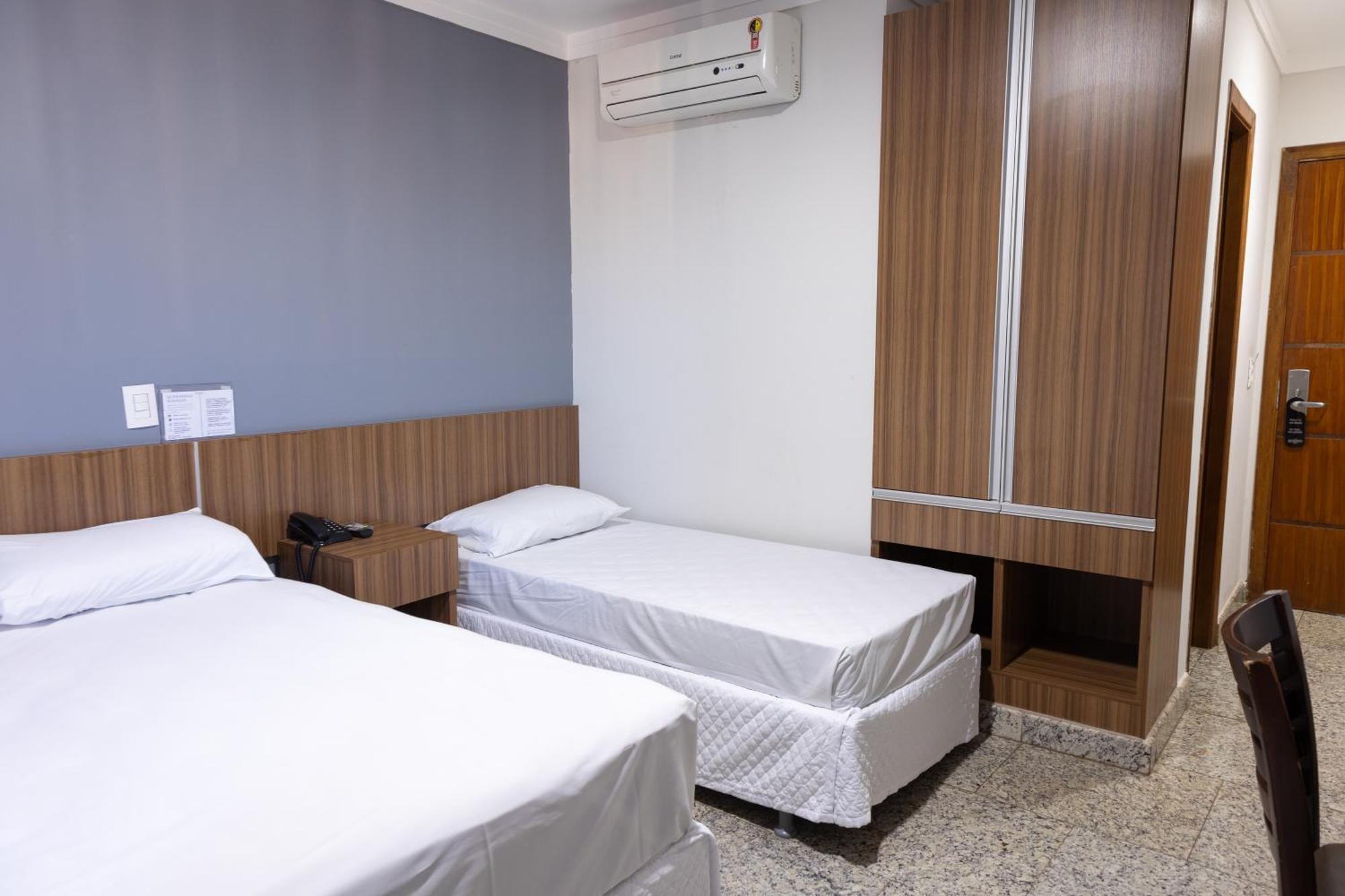 Bombonato Hotel - Facil Acesso Ao Aeroporto E Parque De Exposicoes Abcz 乌贝拉巴 外观 照片